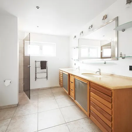 2-bed Penthouse With Elevator And Private Terrace